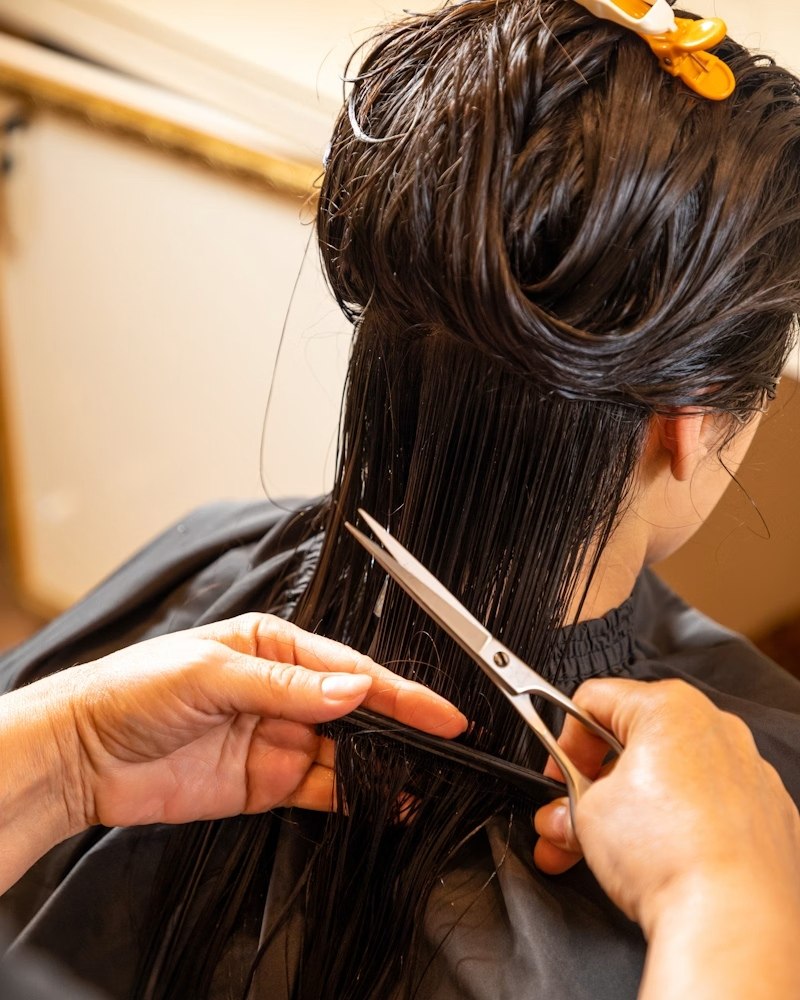 Colour work in the ladies salon